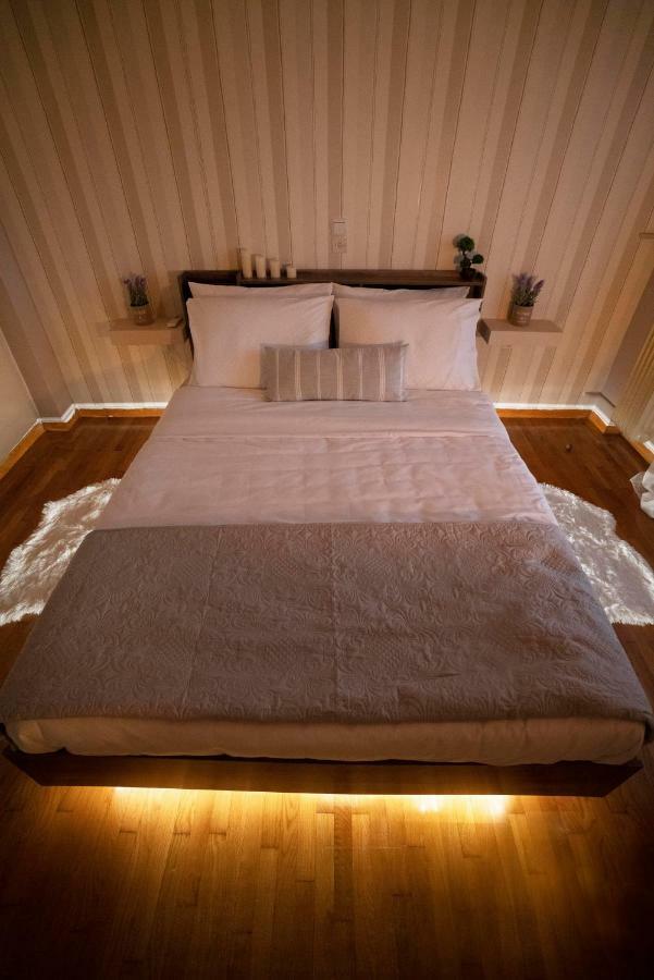 Cozy Apt Next To Metro And Close To Acropolis! Афіни Екстер'єр фото